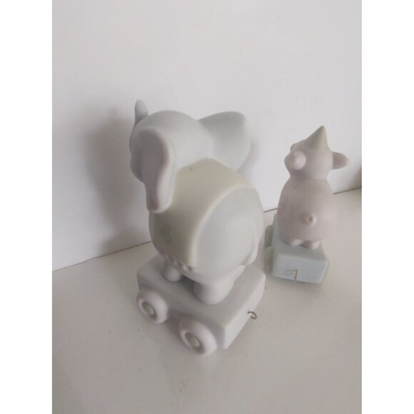 Two Vintage Precious Moments Birthday Theme Figurines 1985 - Picture 4 of 11